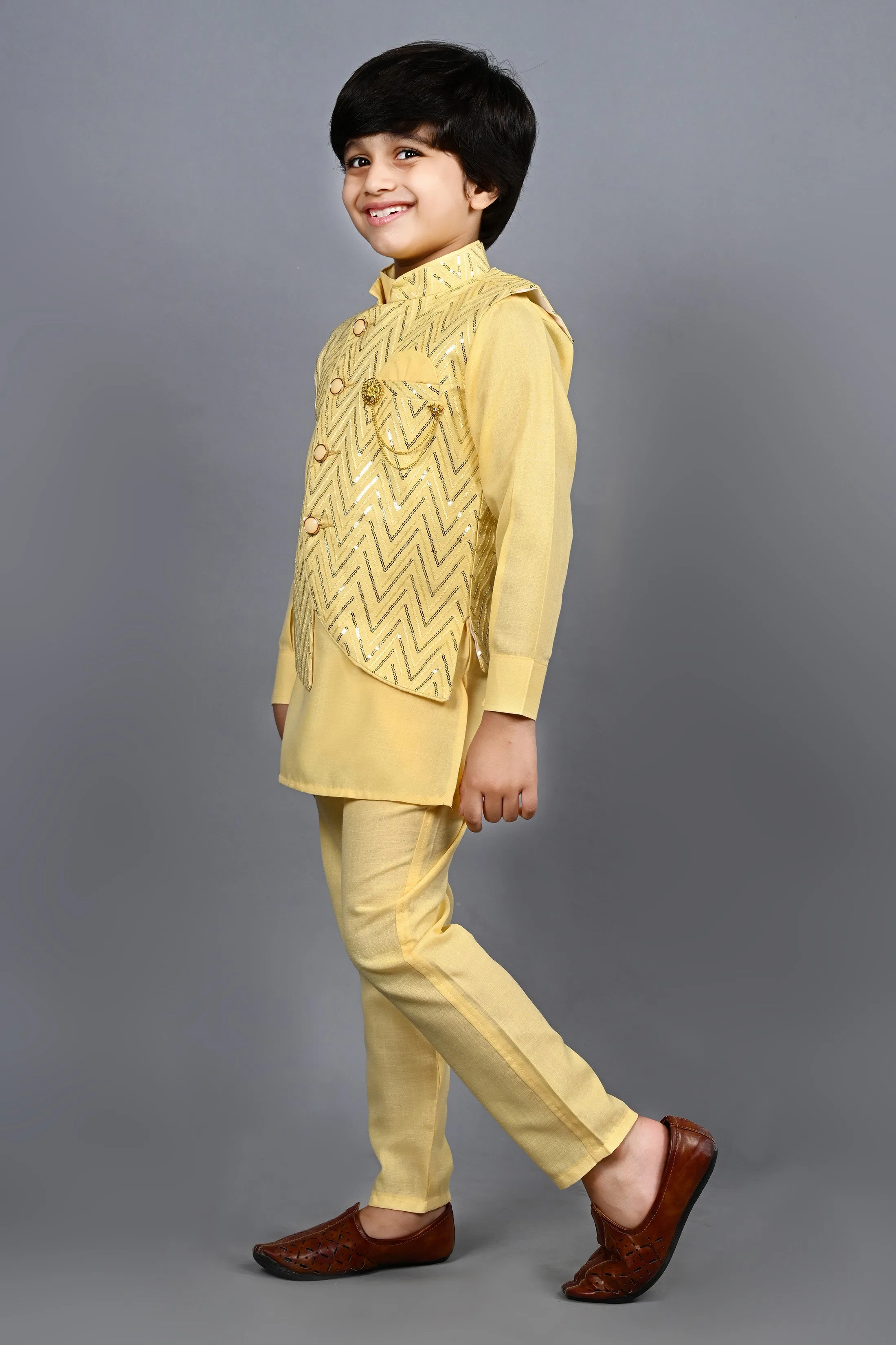 Ahhaaaa Kids Bollywood Style Print Indo-Western Sherwani Set For Boys