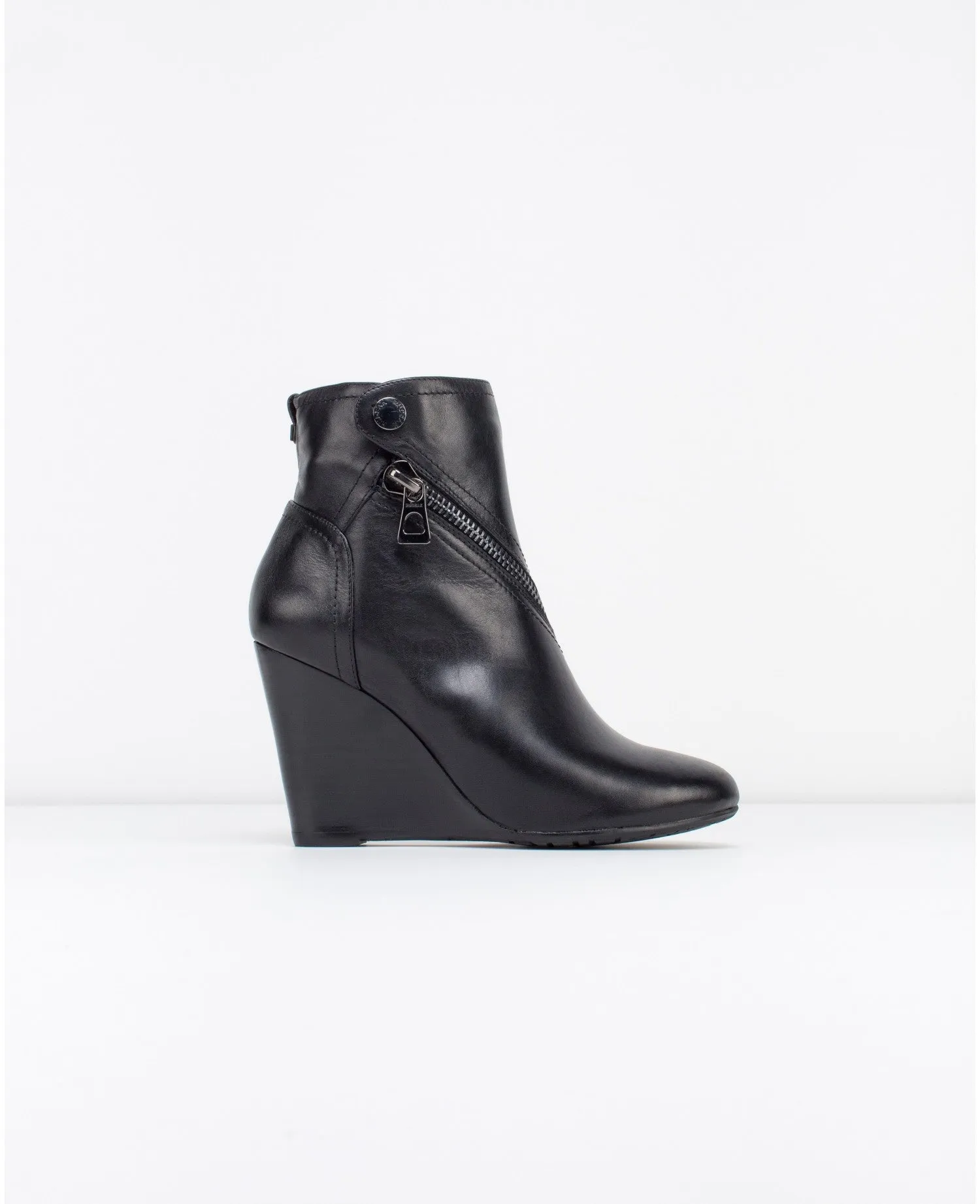 Balogo Ankle-High Bootie