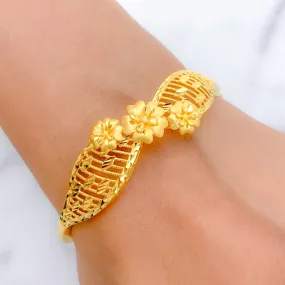 Beautiful Three Flower Bangle