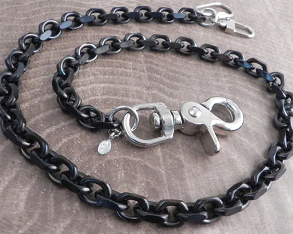 Flat Iron Xl Stainless Steel Blackened Wallet Chain