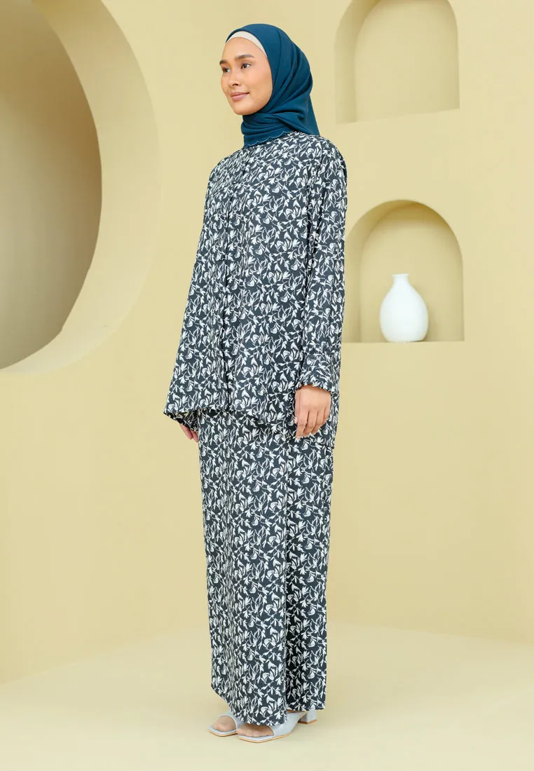 Indah Kurung (Midnight Blue)