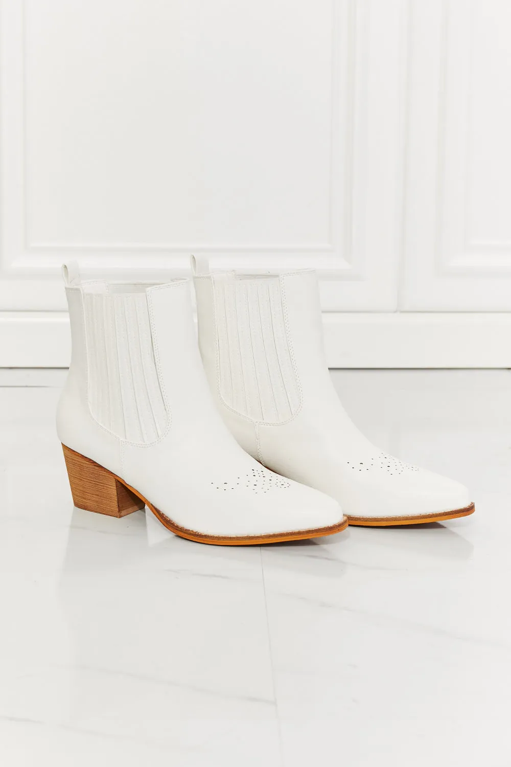 Love the Journey Stacked Heel Chelsea Boot in White