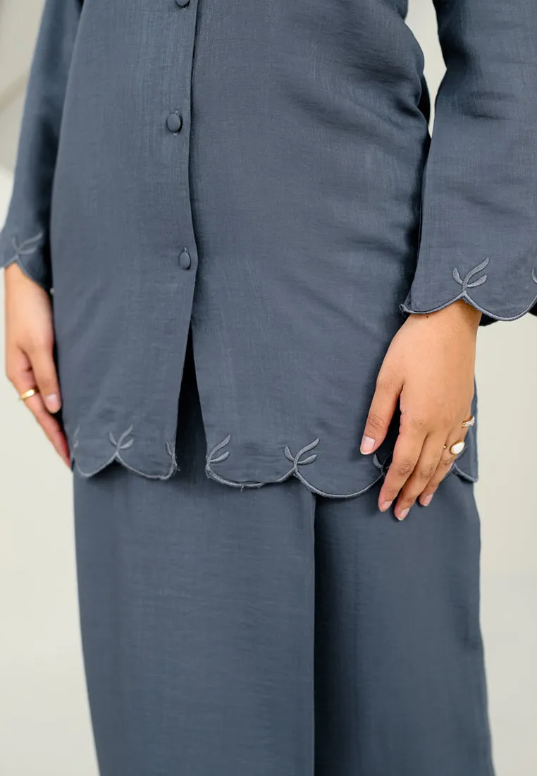 Nyaman Kurung (Dark Grey)