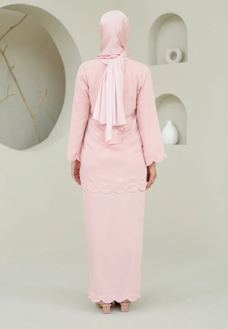 Nyaman Kurung (Soft Pink)