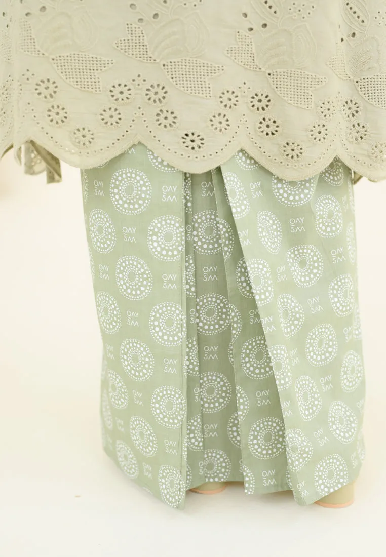 Seirama Kurung (Sage Green)