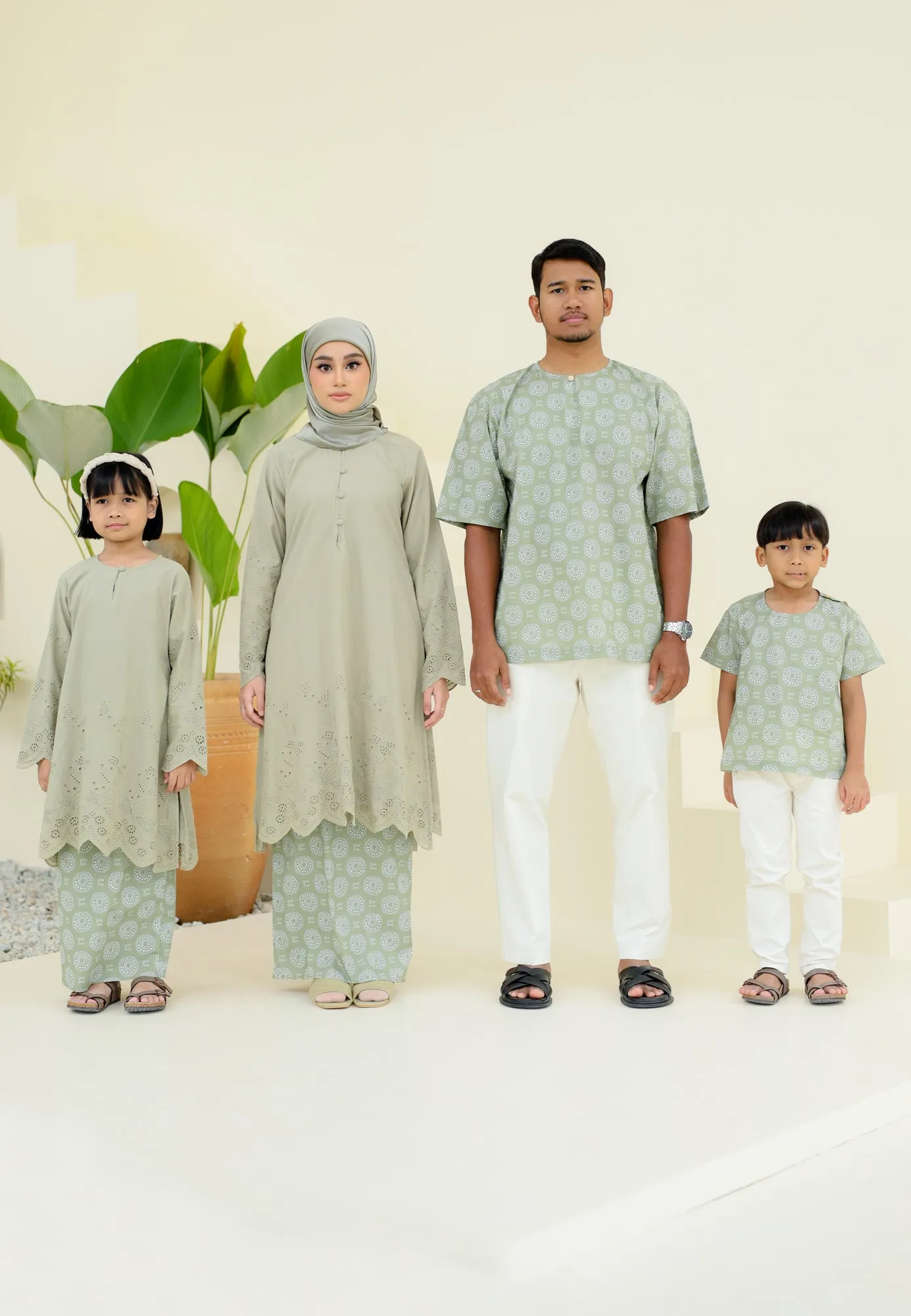 Seirama Kurung (Sage Green)