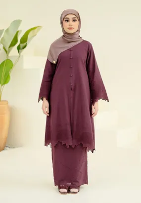 Seiring Kurung (Burgundy)