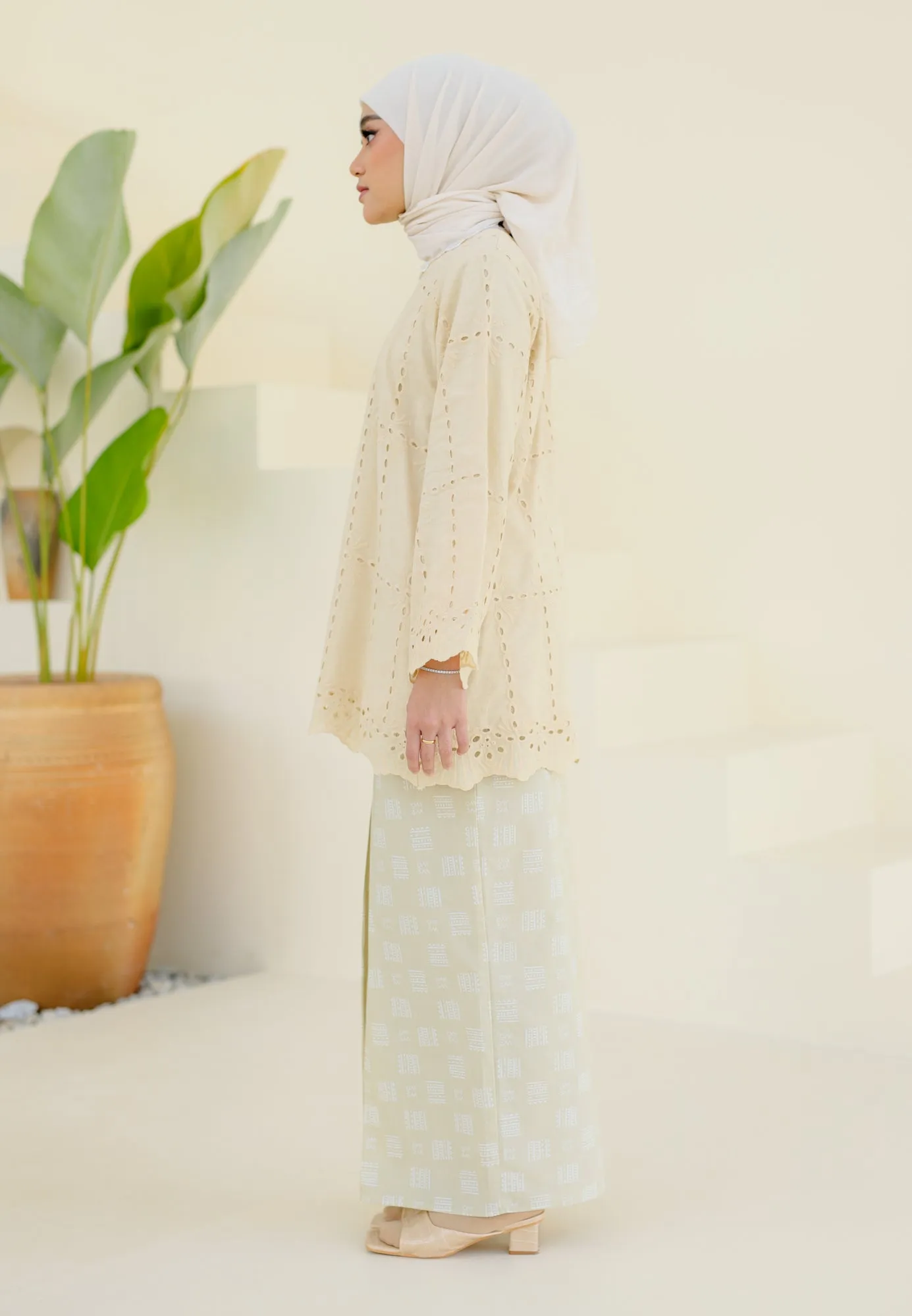 Senada Kurung (Milky Cream)