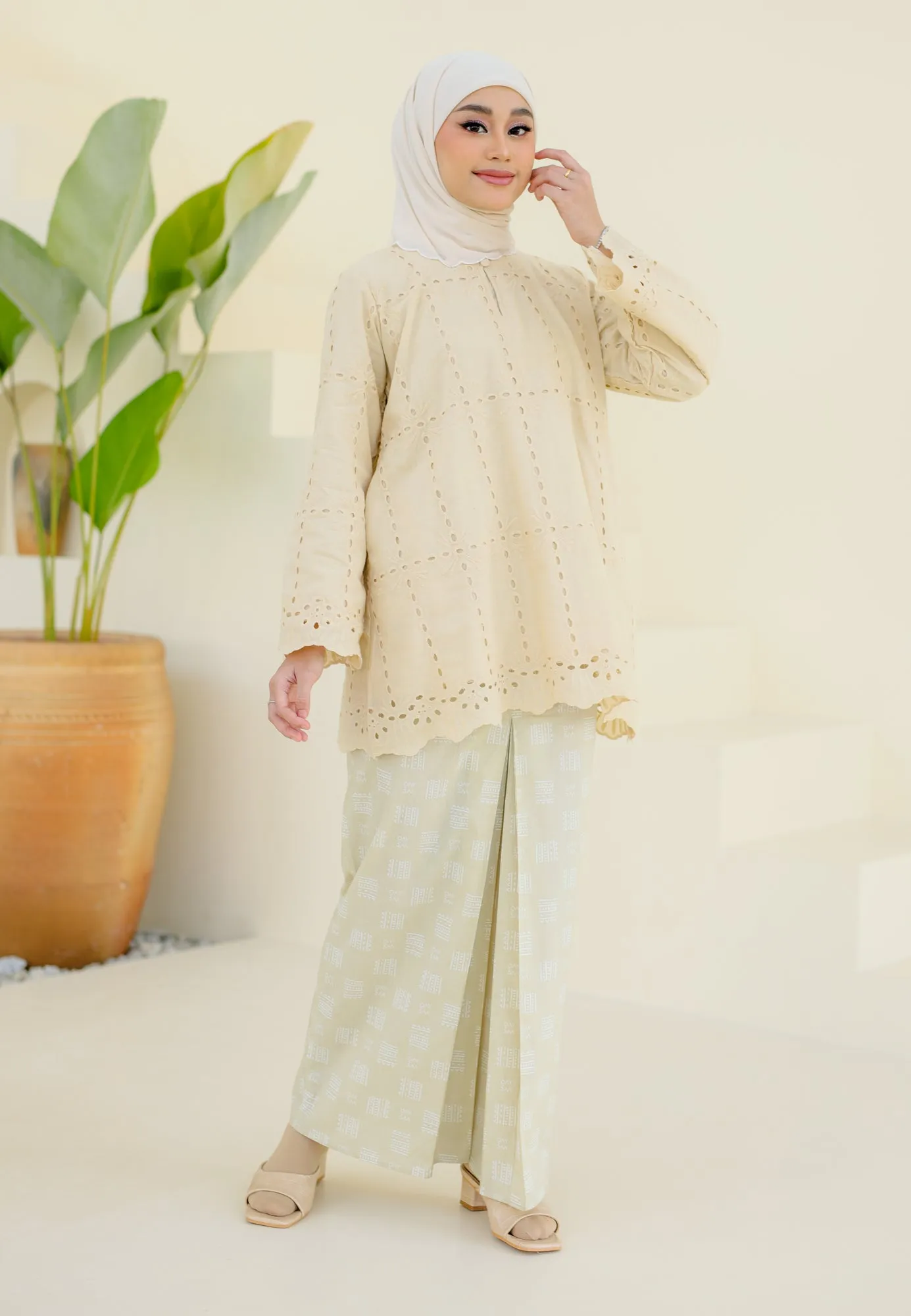 Senada Kurung (Milky Cream)