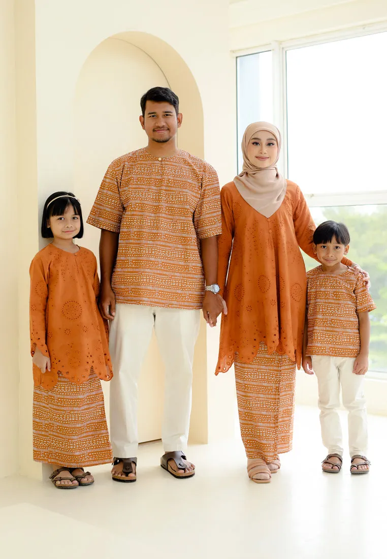 Sepadan Kurung (Burnt Orange)