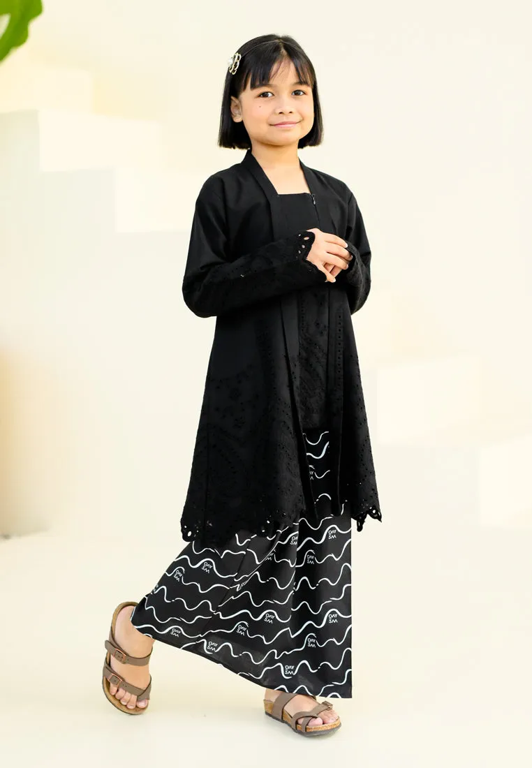 Serentak Girl (Black)