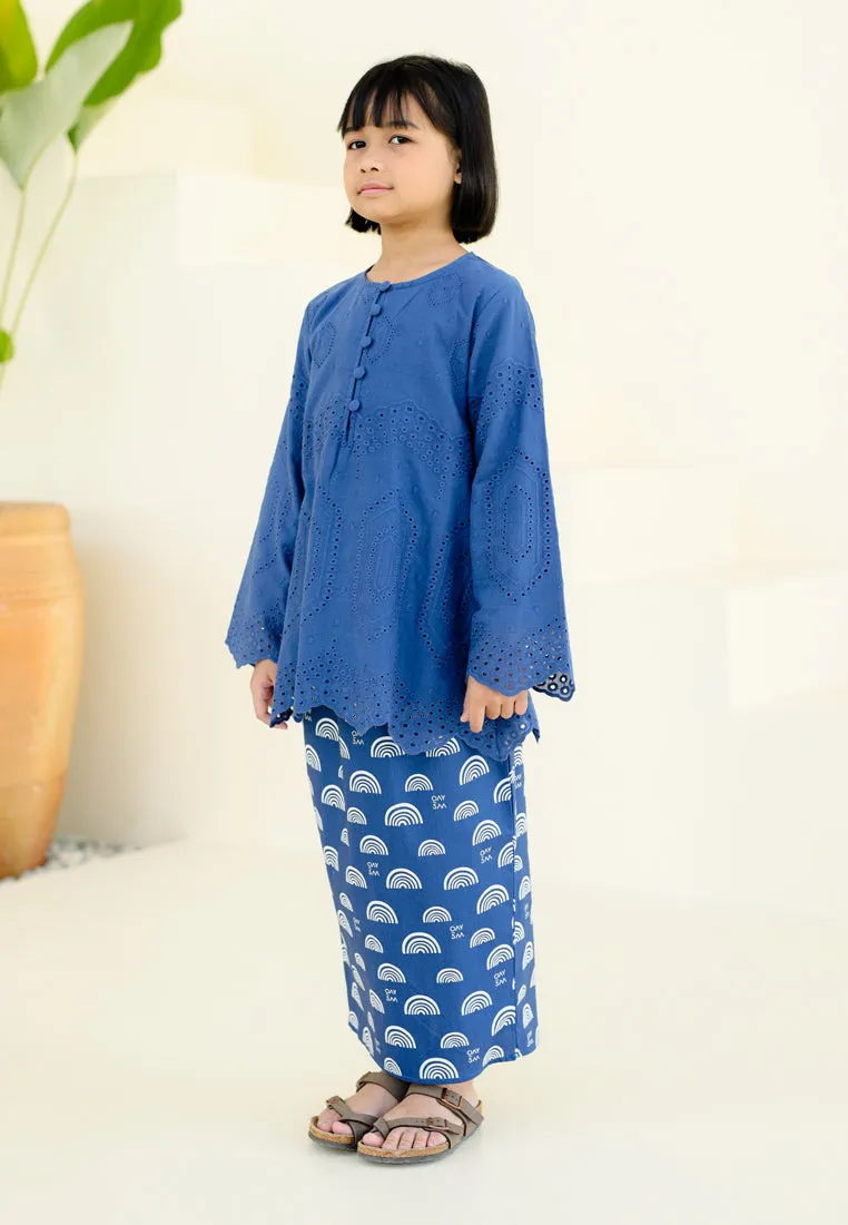 Serupa Girl (Midnight Blue)