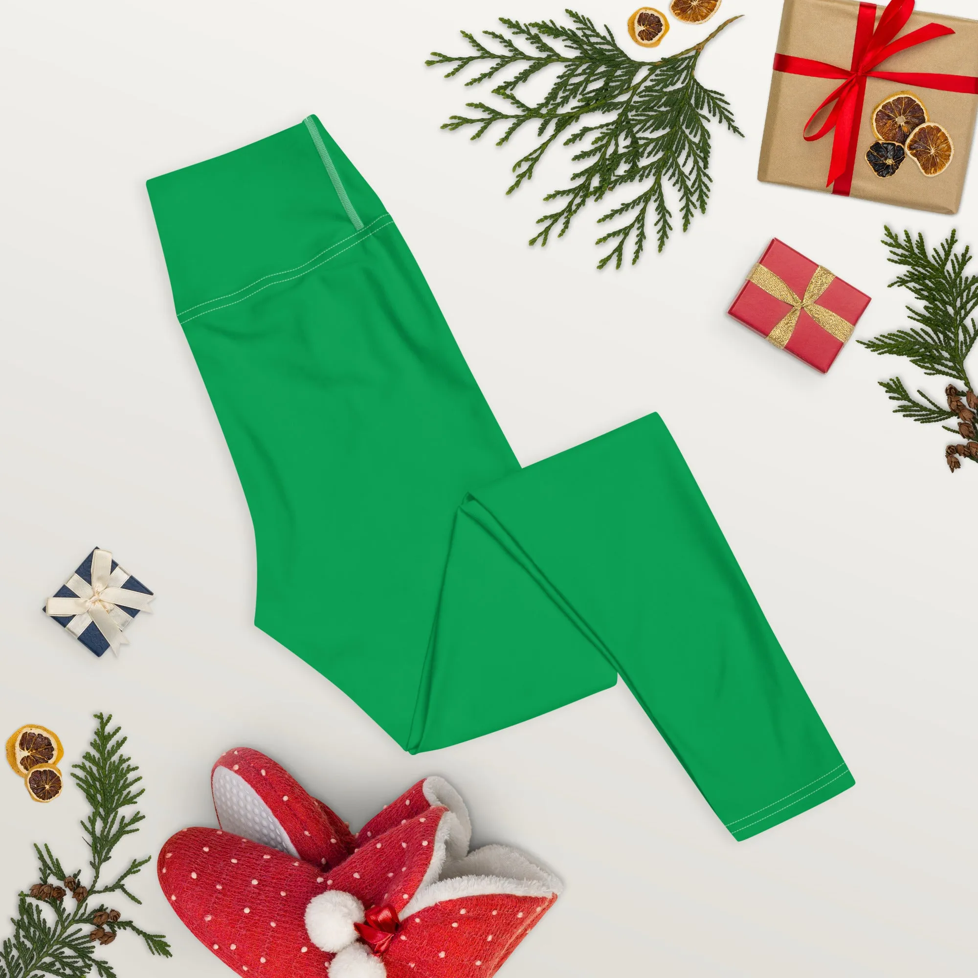 Sleek Silhouette: Women's Solid Color Yoga Pants Leggings - Jade